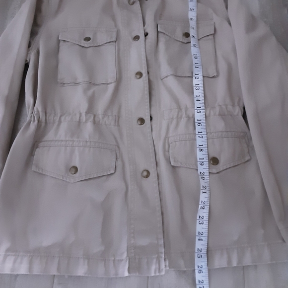 𝅺GAP coat beige tan drawstring since waist - Picture 6 of 7